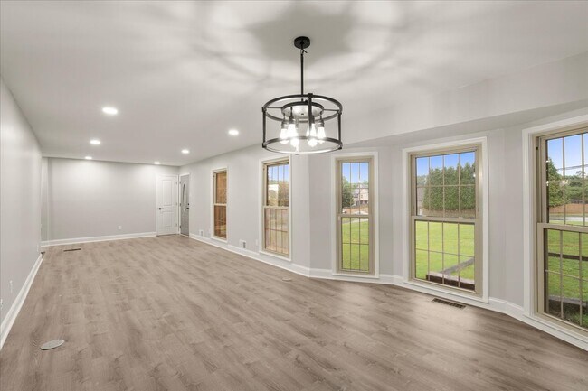 Foto del edificio - 3410 Jiles Rd NW