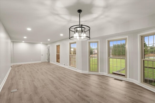 Building Photo - 3410 Jiles Rd NW