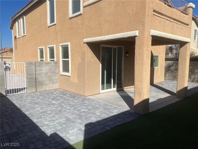 Foto del edificio - 9541 Vast Valley Ave