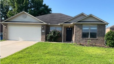 Building Photo - 149 Harvick Cir