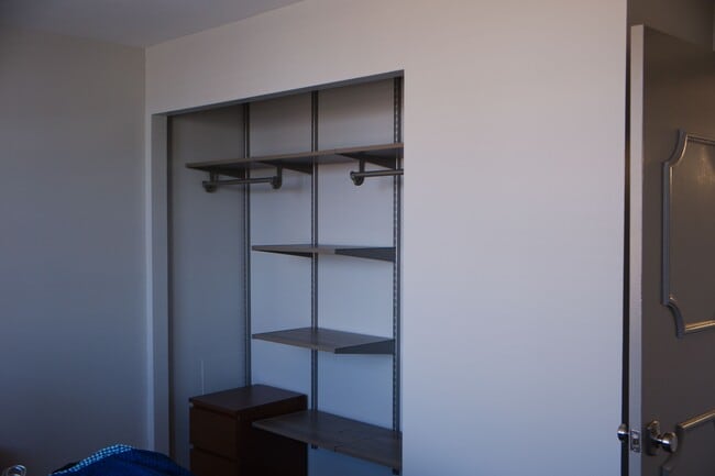 Foto del edificio - 1707 N Prospect Ave