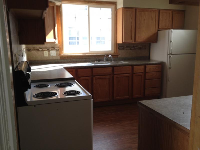 153 E 5th St, Winona, MN 55987 Room for Rent in Winona, MN