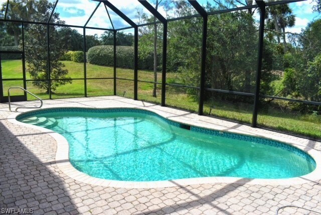 Foto principal - 2447 Butterfly Palm Dr