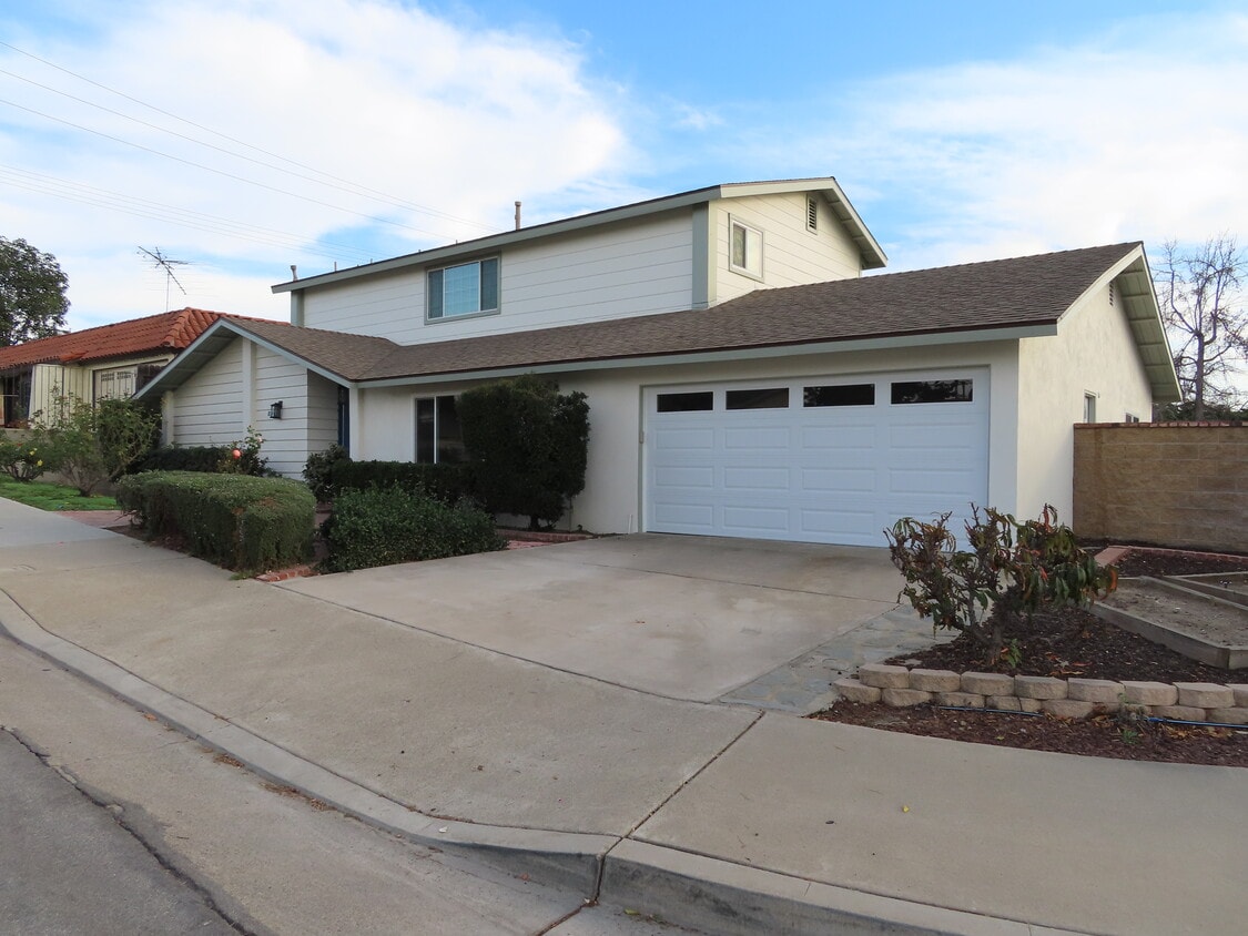 Photo - 830 E Tularosa Ave