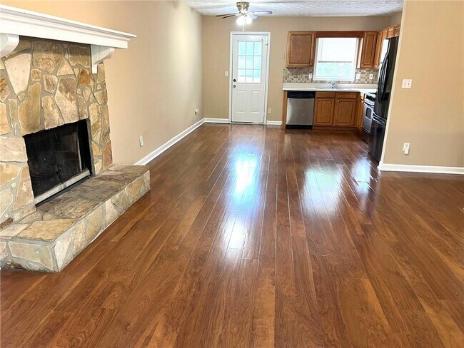 Building Photo - 2868 Rocky Pointe Way