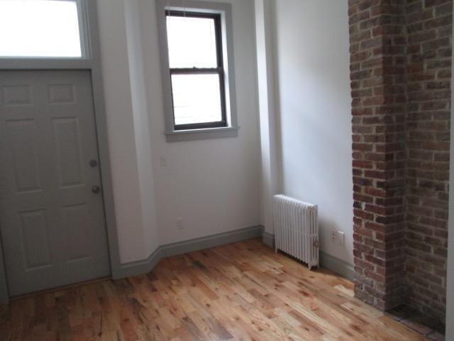 Building Photo - 294 Harman St