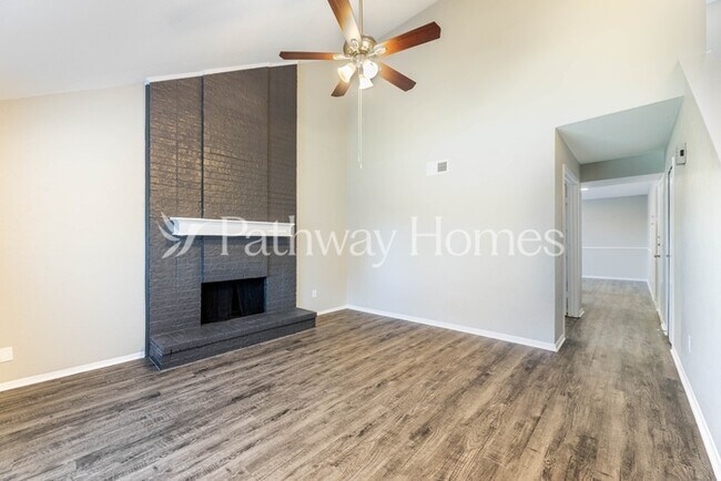 Foto del edificio - 4064 Lonesome Trail