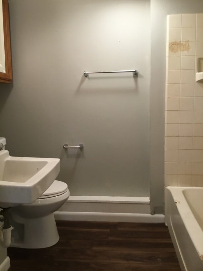 Photo - 621 S 19th St Apartment