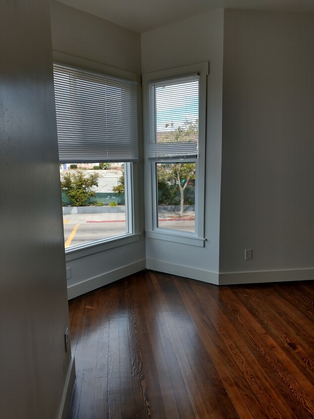 Primary Photo - 6239 San Pablo Ave