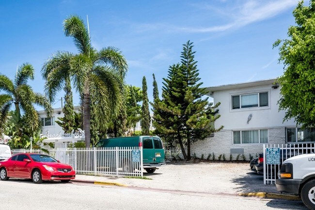 Foto del edificio - 320 85th St