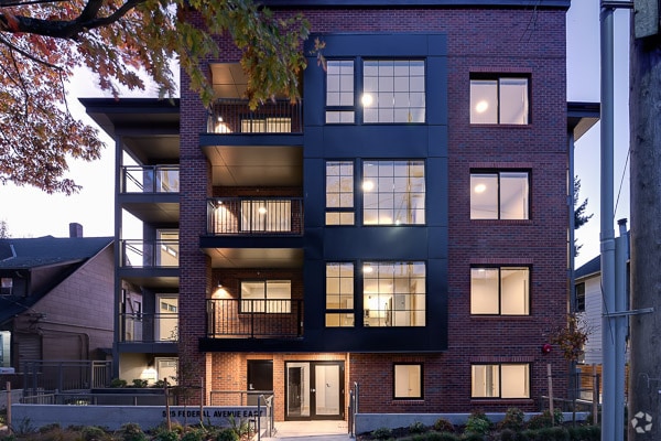 Building Photo - 525 Federal