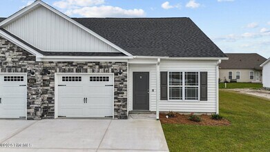 Building Photo - 4504 Laurel Rdg Dr