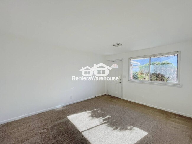 Building Photo - 138 Dupre Ave