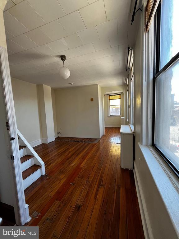 Building Photo - 921 Christian St