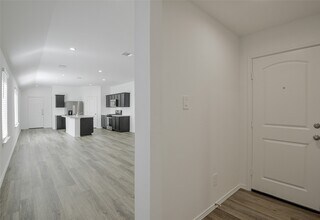 Building Photo - 23604 Nectar Crst Hts