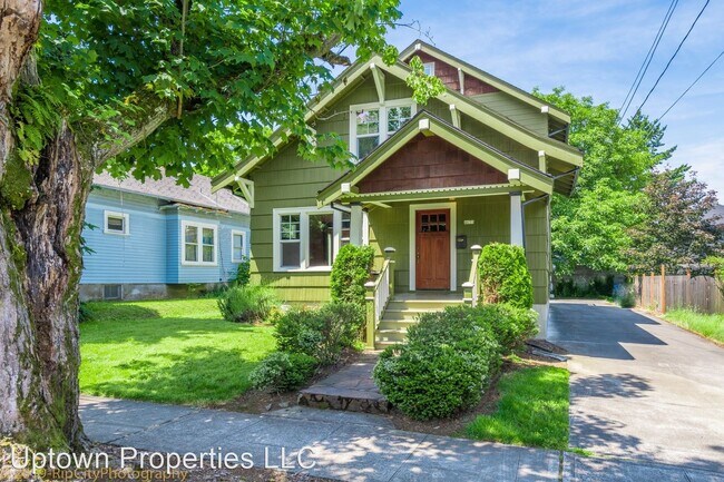 Foto del edificio - 2 br, 1 bath House - 4631 NE 20th Ave