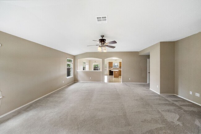 Foto del edificio - 4105 Pebble Ridge Cove