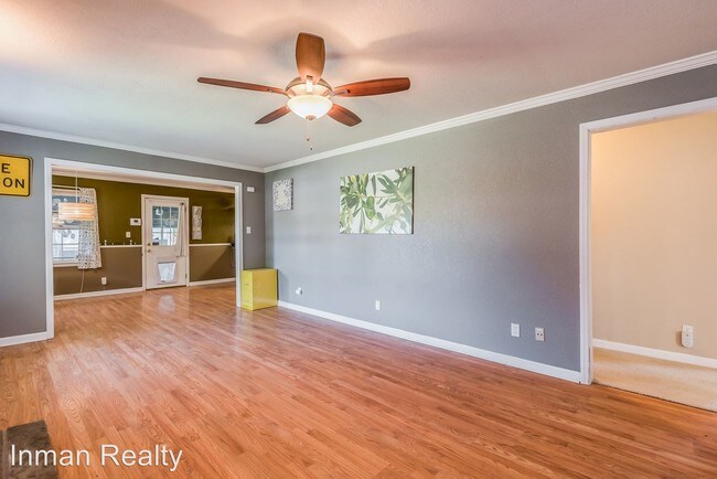 Foto del edificio - 2 br, 1 bath House - 2402 Ridgecrest Dr