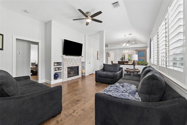 Foto del edificio - 1701 Prescott Dr