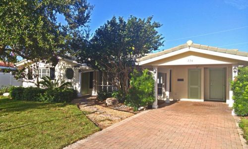 Foto principal - 774 SW 2nd St