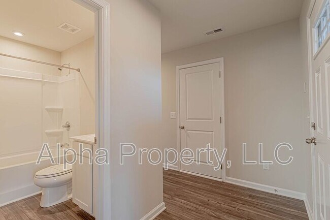 Foto del edificio - 179 Queens Mill Ct