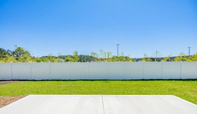 Foto del edificio - FOR RENT - 3 Bed / 2 Bath Home in The Villas at Camden Woods Community