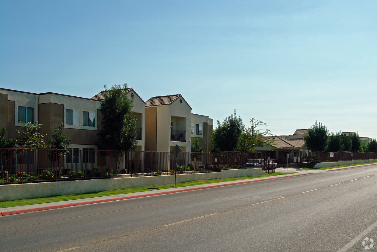 Foto del edificio - Quail Ridge Apartments