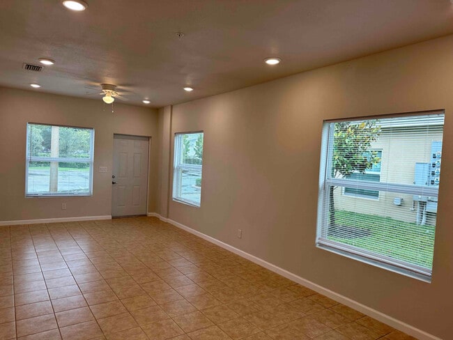 Photo - 7400-7414 SW 10th Ct Apartment