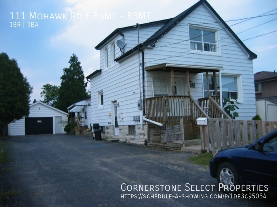 Photo principale - 111 Mohawk Rd E