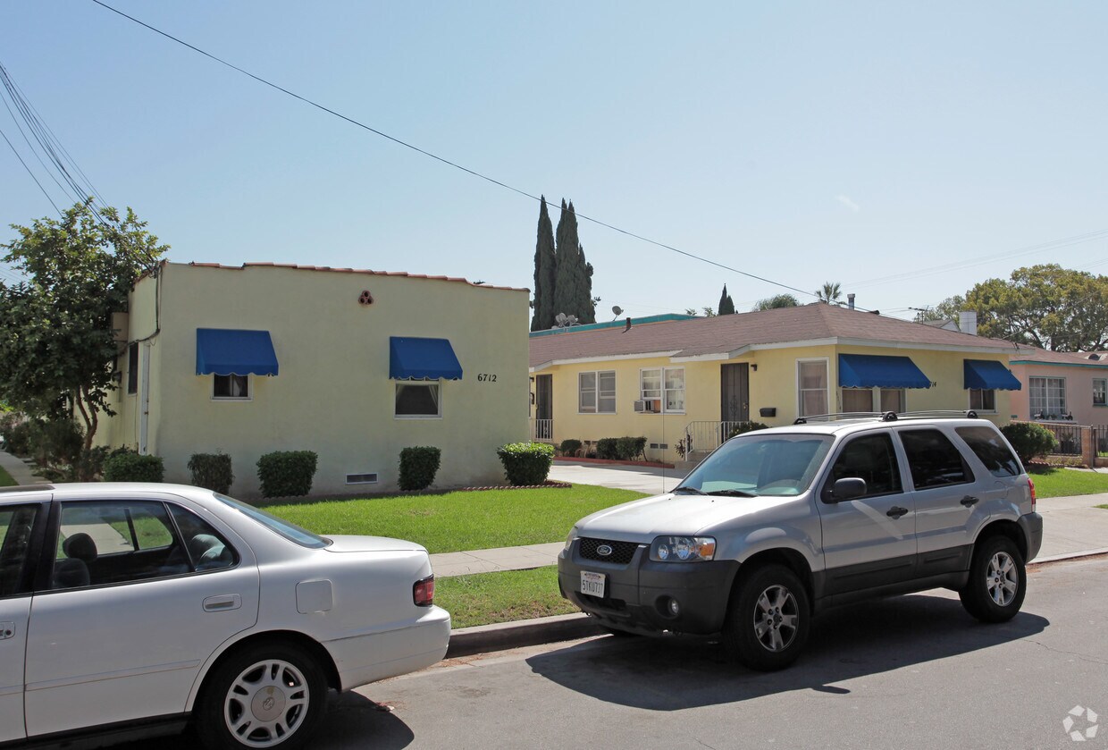 67126714 Corona Ave, Bell, CA 90201 Apartments in Bell, CA