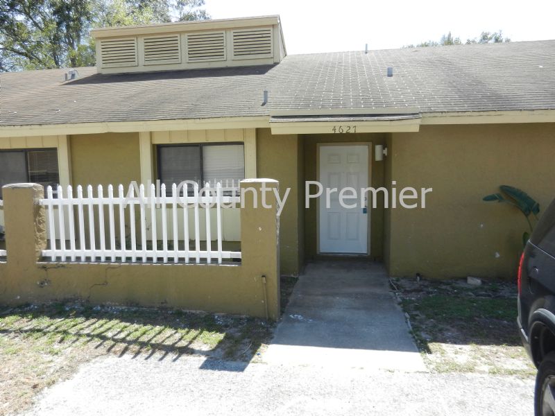 Primary Photo - 4627 N Pine Hills Rd
