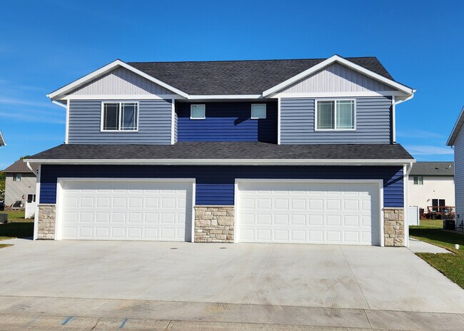 Building Photo - 200 Timberwolf Dr