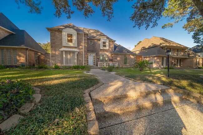 Foto del edificio - 15738 Fleetwood Oaks Dr
