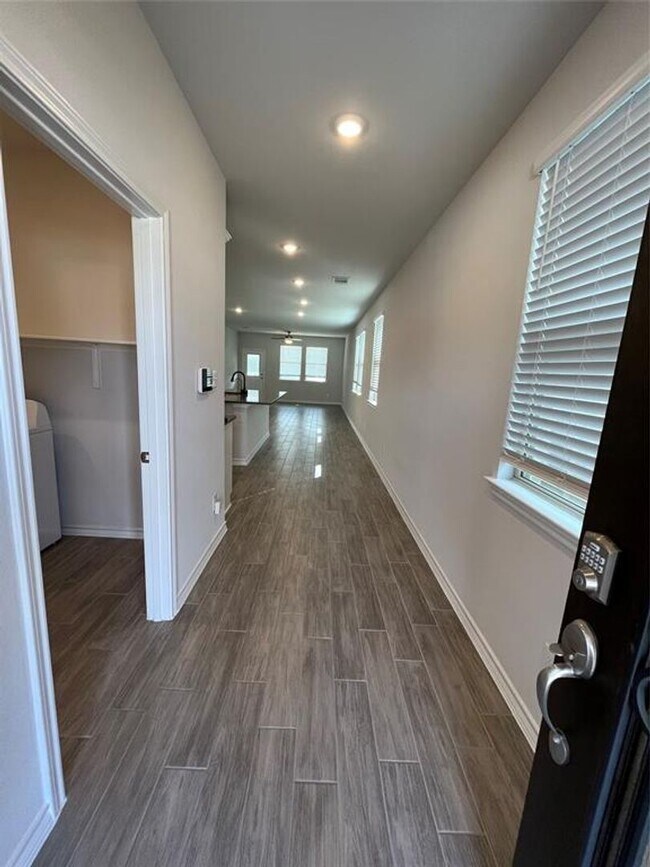 Foto del edificio - Perfect 3-Bedroom Home Available for Rent in Buda