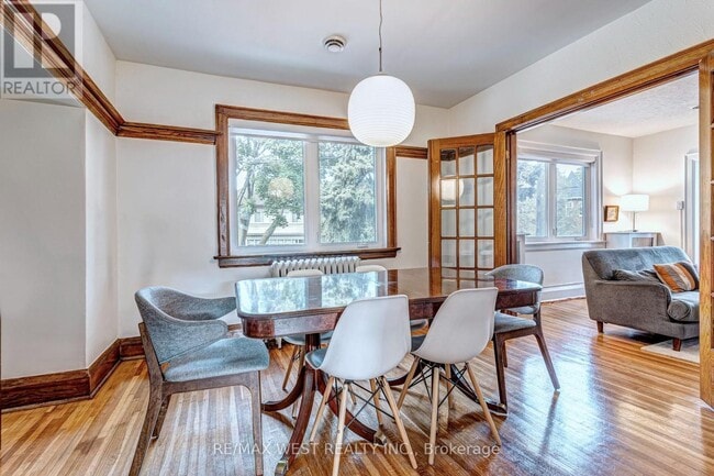 Building Photo - 24 Fairview Ave