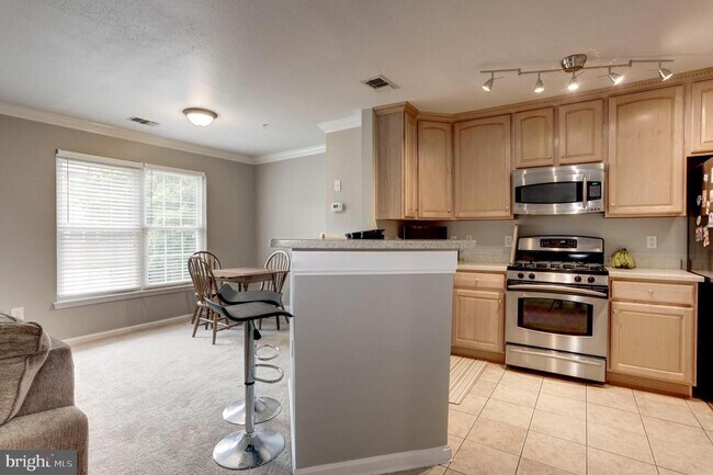 Building Photo - 12852 Fair Briar Ln