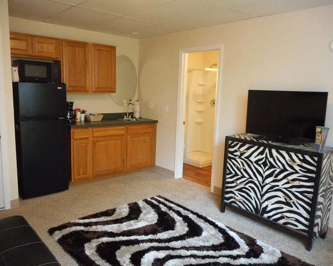 Carbondale Apartments Including Campus Edge Apartments Carbondale, IL