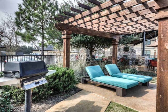 Building Photo - Discovery at Kingwood