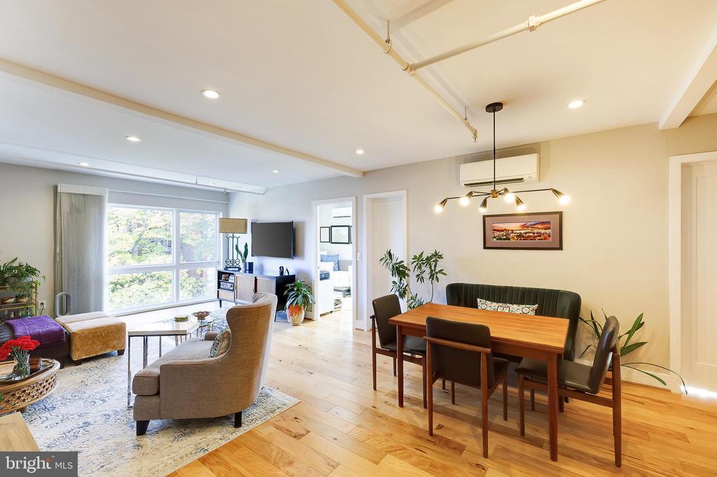 Foto principal - 1514 Newton St NW