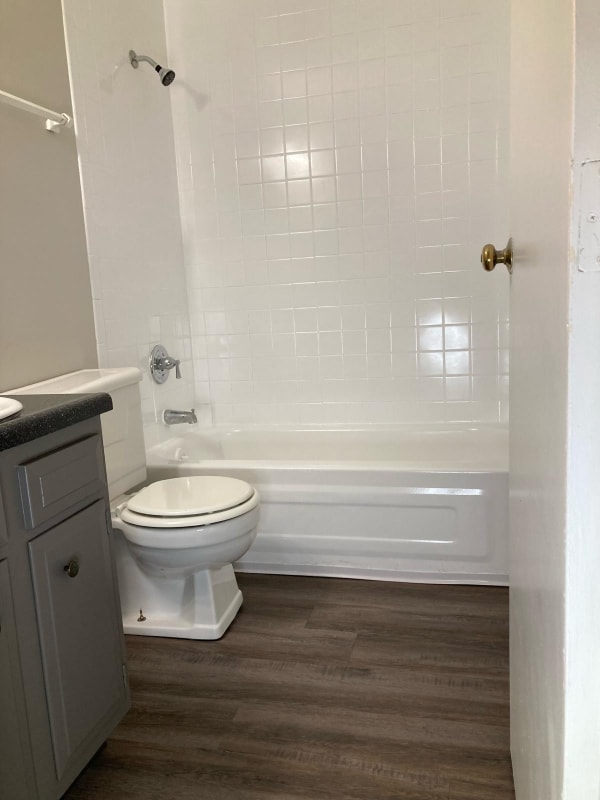 Foto del edificio - 530 N Union St