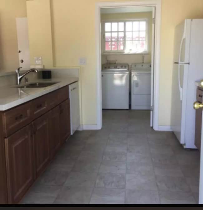 Foto del edificio - Perfect One Bedroom One Bath in Mar Vista!