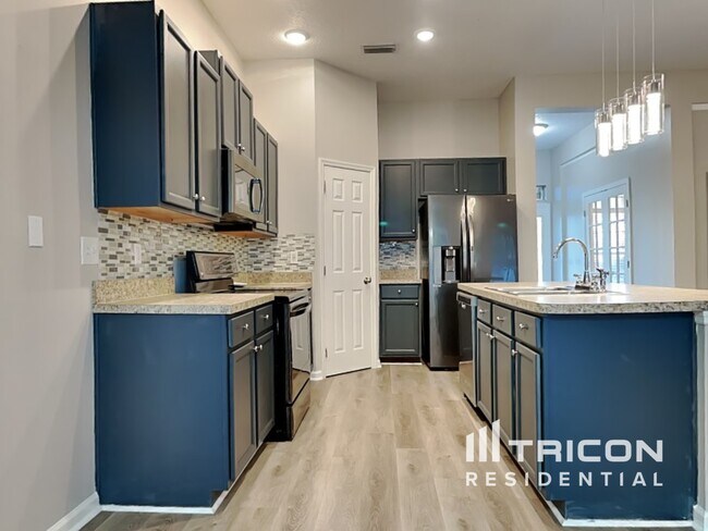 Building Photo - 6529 Sandlers Preserve Dr