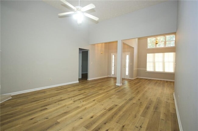 Building Photo - 4442 Gaelic Way SW