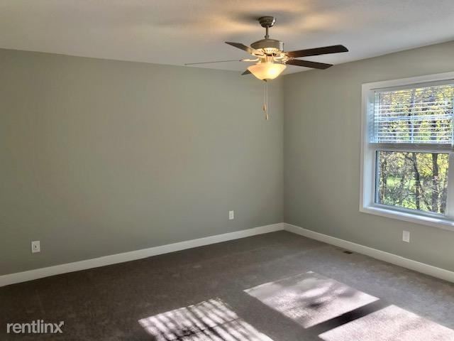 Building Photo - 3 br, 3 bath Townhome - 13839 102nd Pl N