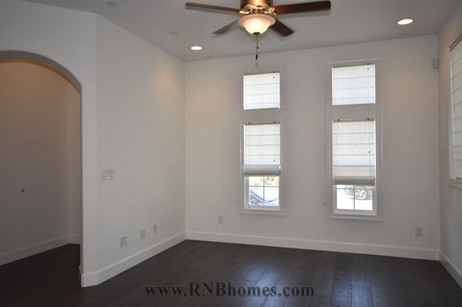 Building Photo - 1096 Provence Village Dr