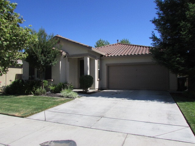 Building Photo - Single story home in Turlock!!