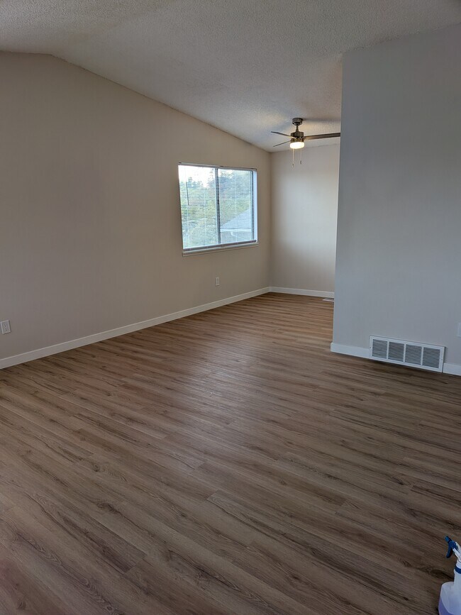 Foto del edificio - 1408 W Cora Ct