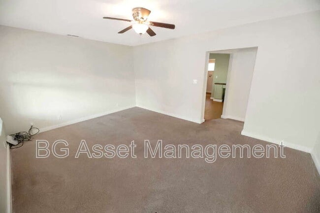 Foto del edificio - 760 Alhambra Rd