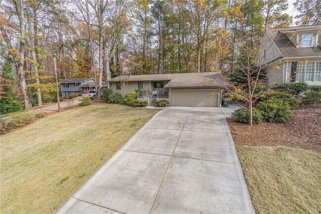 Building Photo - 3641 Cold Spring Ln