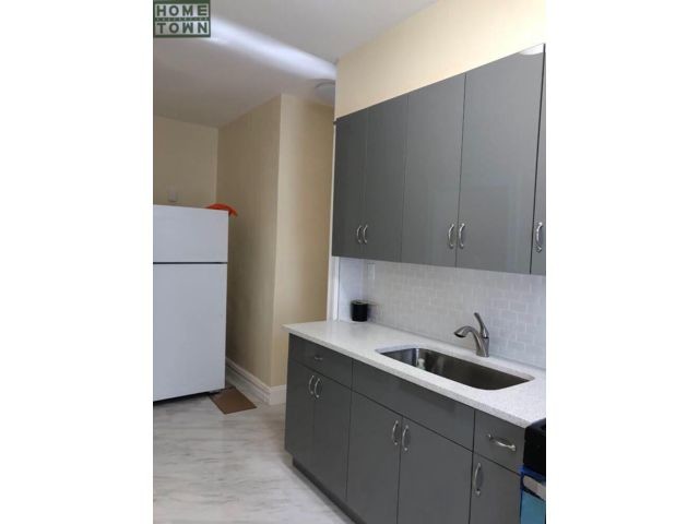 Building Photo - 464 85th St